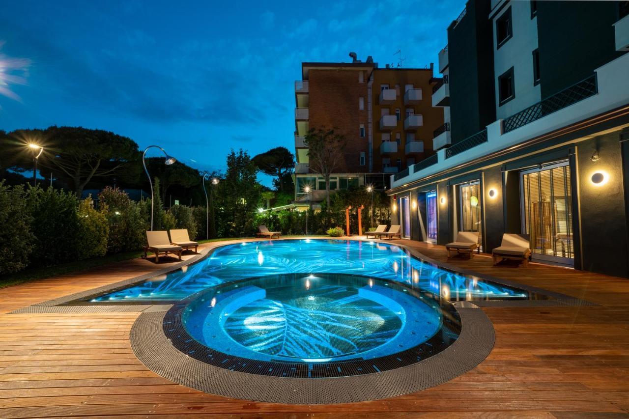 Brasil Seaview Hotel Milano Marittima Exterior foto
